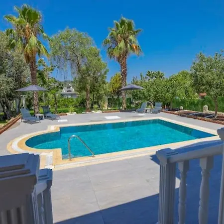 Villa Derin Su *
