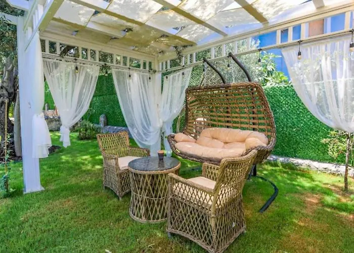 Derin Su פאטהיה